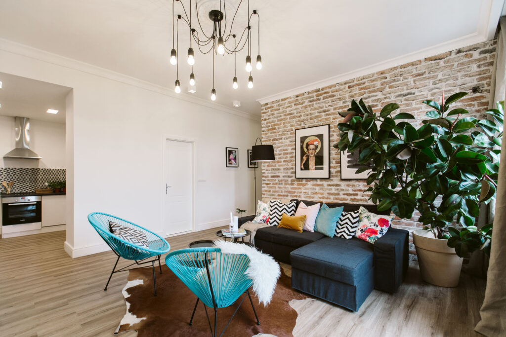 Penthouse in Center HUGE BALCONY-Full Panorama