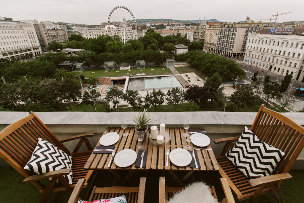 Penthouse in Center HUGE BALCONY-Full Panorama